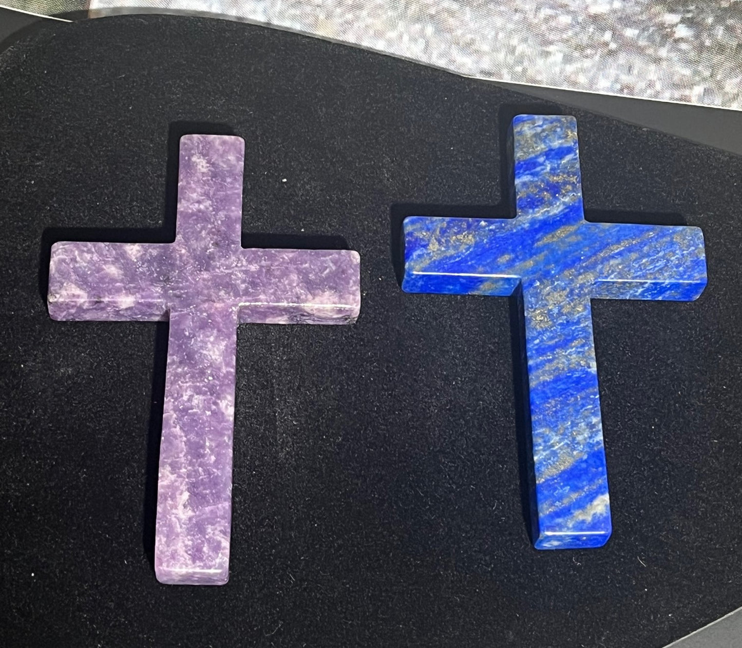 Cross crystal/stone carving