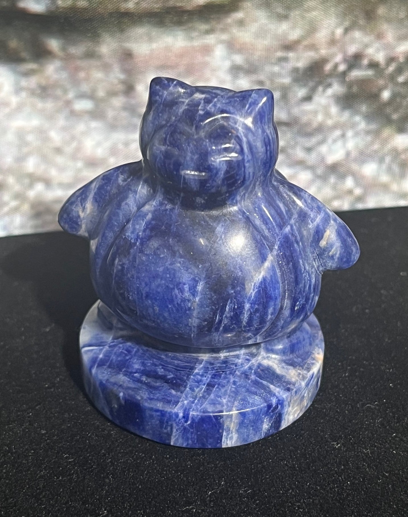 Anime fat cat stone/crystal carving