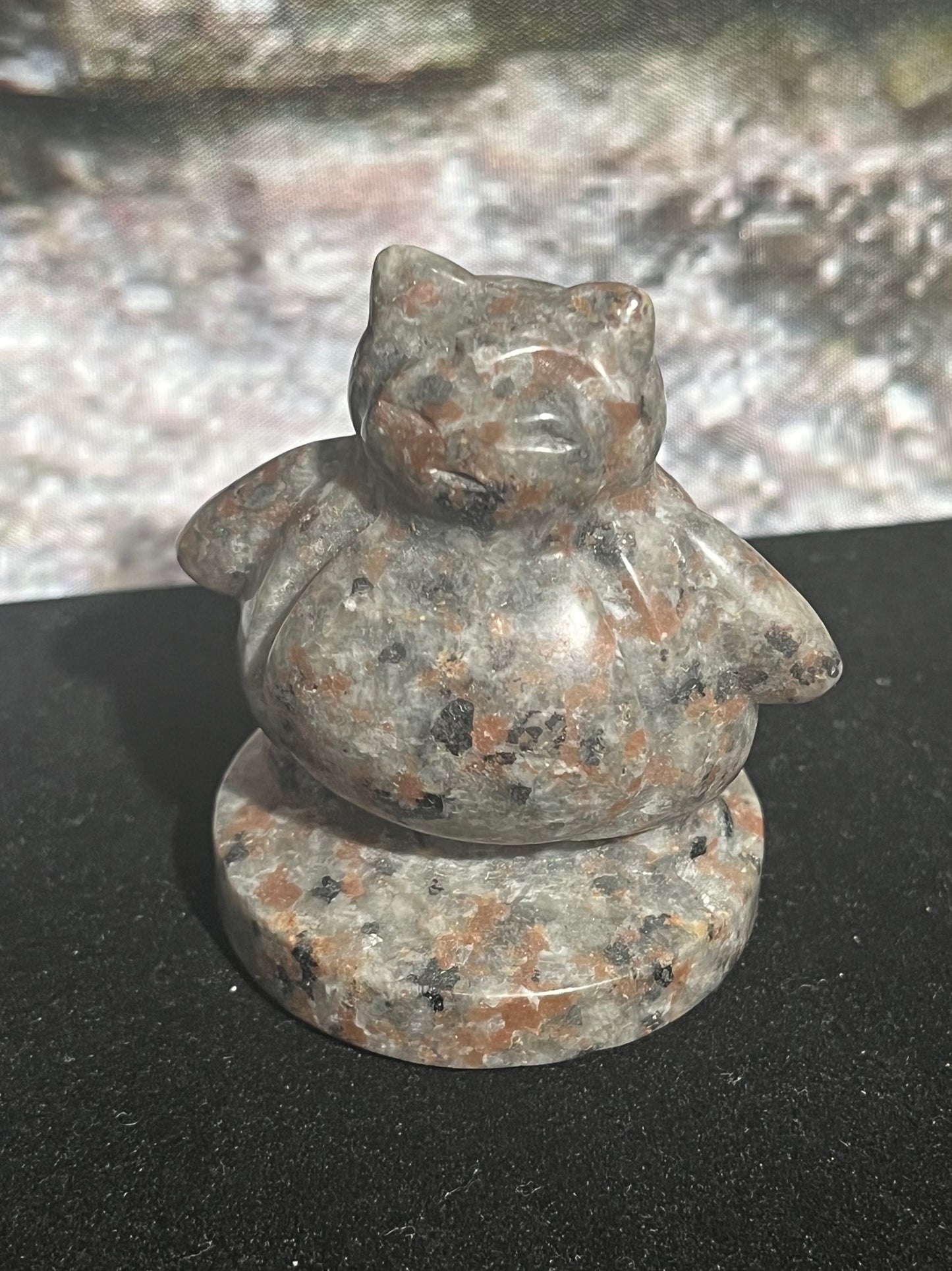 Anime fat cat stone/crystal carving